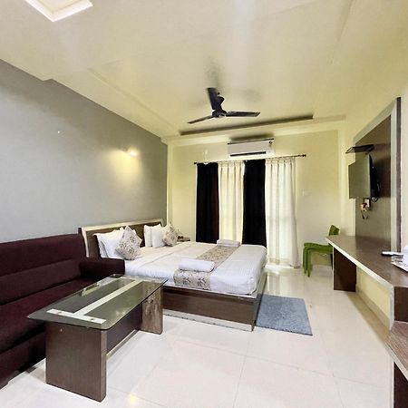 Hotel Trends In بوري المظهر الخارجي الصورة