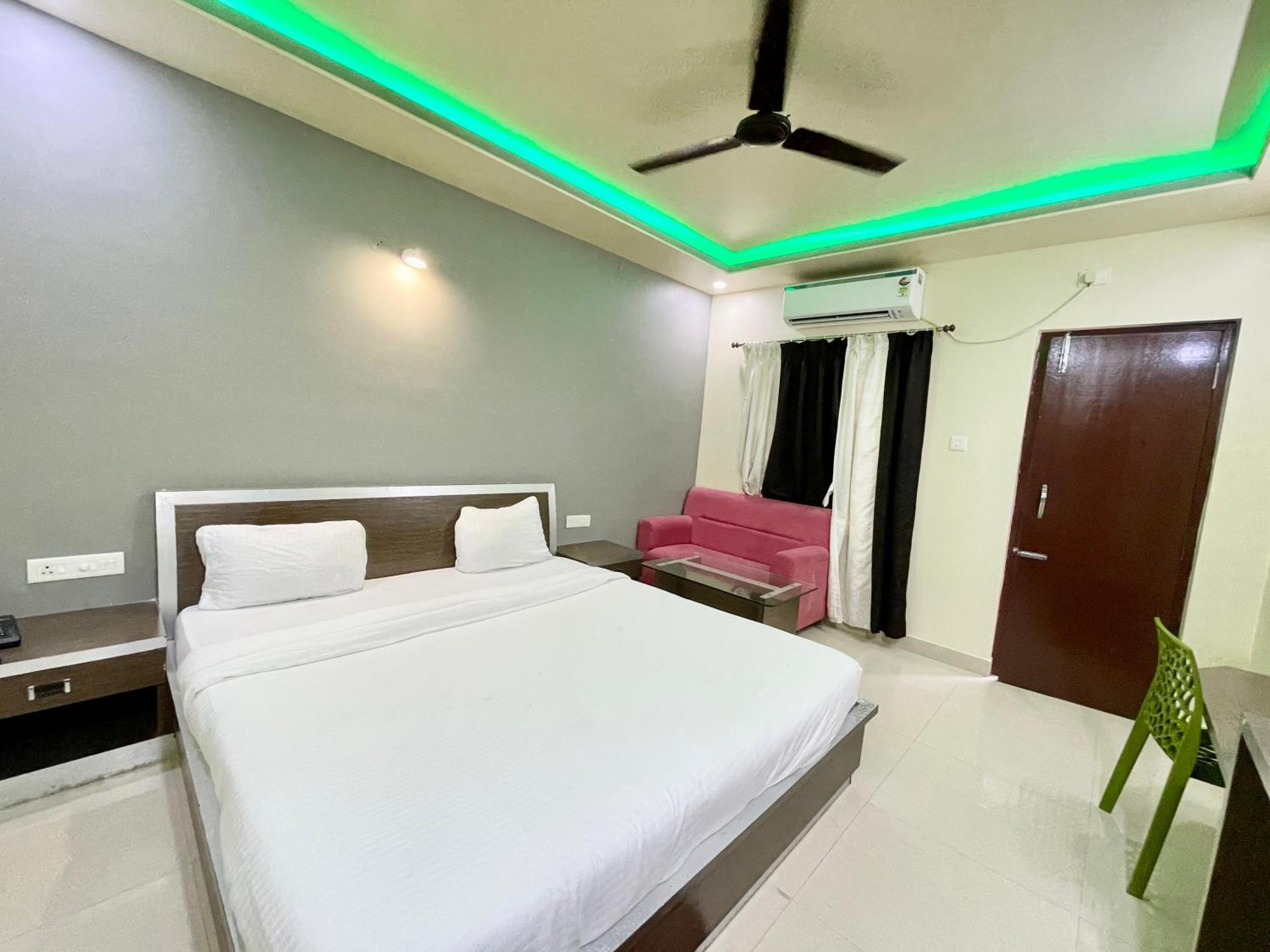 Hotel Trends In بوري المظهر الخارجي الصورة